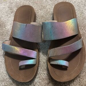 Infinity sandals